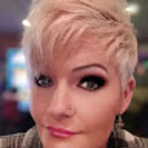 Meet your Posher, Lynnette l